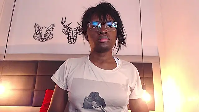 candy lovee69 online show from November 18, 9:08 pm