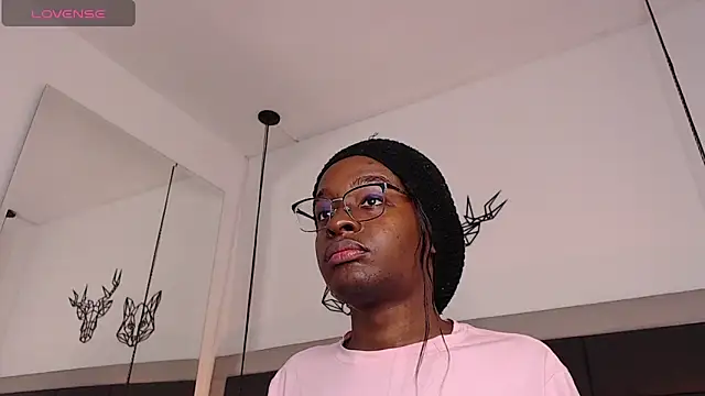 candy lovee69 online show from June 9, 8:42 pm