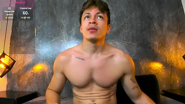 Snapshot of Angel_Cuervo chatting on July 22, 1:03 pm Angel Cuervo online show from July 22, 1:03 pm