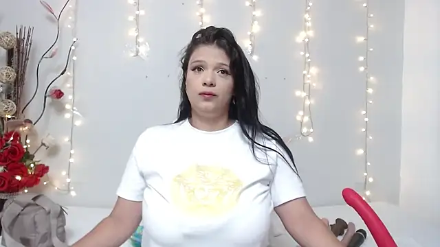 Snapshot of Nicol_Love0 chatting on January 3, 6:46 pm Nicol Love0 online show from January 3, 6:46 pm