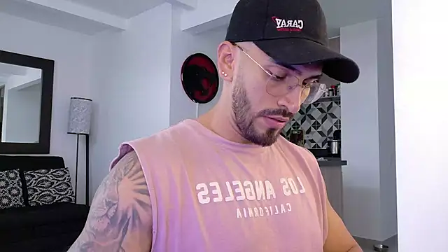 tony muscle online show from October 18, 8:31 pm