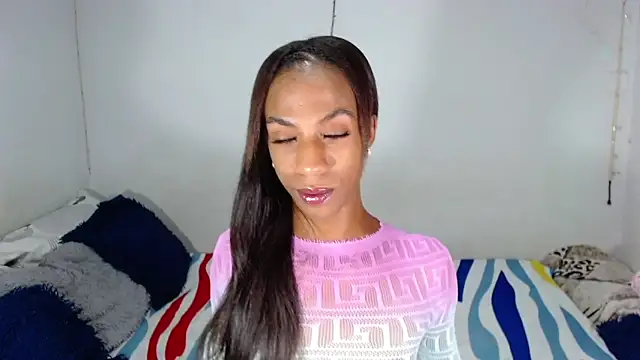 Snapshot of JessicaEbony chatting on June 3, 1:52 am JessicaEbony online show from June 3, 1:52 am