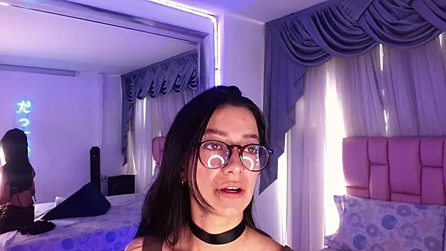 Snapshot of Zoe_Vixen chatting on January 21, 8:11 pm Zoe Vixen online show from January 21, 8:11 pm
