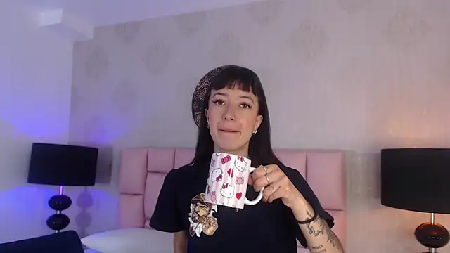 Snapshot of Zoe_Vixen chatting on February 27, 12:02 pm Zoe Vixen online show from February 27, 12:02 pm