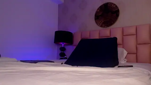 Snapshot of Zoe_Vixen chatting on February 27, 6:09 pm Zoe Vixen online show from February 27, 6:09 pm