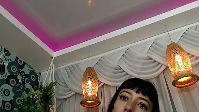 Snapshot of Zoe_Vixen chatting on March 21, 12:06 pm Zoe Vixen online show from March 21, 12:06 pm