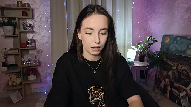 Snapshot of AuroraAksnesss chatting on December 15, 4:26 pm AuroraAksnesss online show from December 15, 4:26 pm