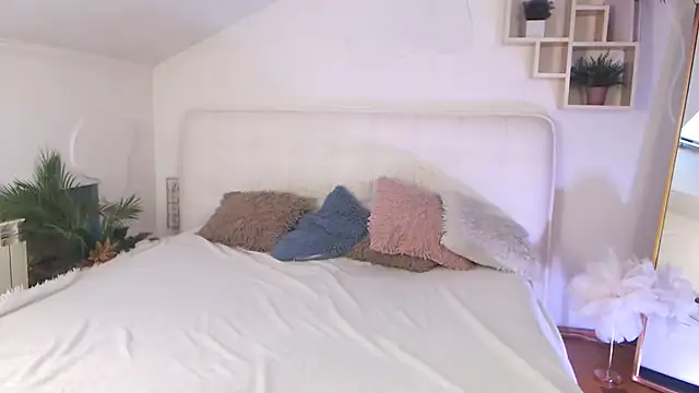 Snapshot of AuroraAksnesss chatting on January 29, 2:00 pm AuroraAksnesss online show from January 29, 2:00 pm