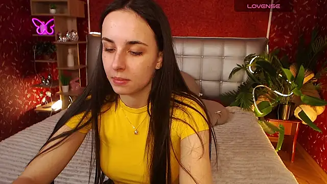 Snapshot of AuroraAksnesss chatting on March 3, 11:22 am AuroraAksnesss online show from March 3, 11:22 am