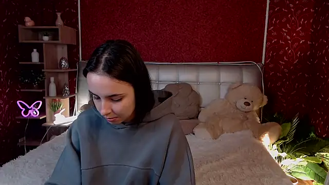 Snapshot of AuroraAksnesss chatting on September 30, 4:12 pm AuroraAksnesss online show from September 30, 4:12 pm