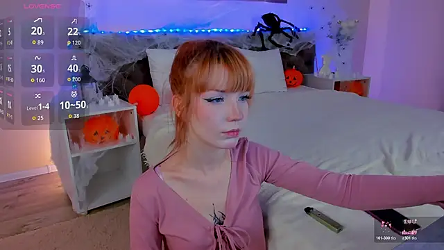 Linablueeyed online show from November 3, 9:21 am