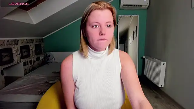 Snapshot of LillyDepp chatting on December 28, 12:26 am LillyDepp online show from December 28, 12:26 am