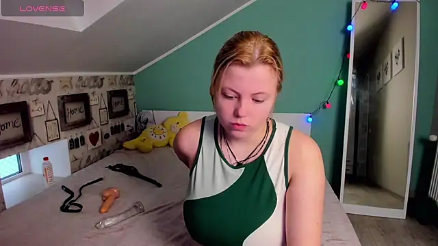 Snapshot of LillyDepp chatting on December 29, 9:28 am LillyDepp online show from December 29, 9:28 am