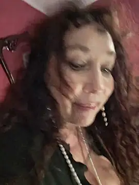 GypsyEsmeralda online show from May 12, 5:54 pm