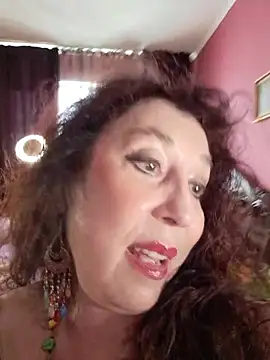 GypsyEsmeralda online show from May 20, 6:08 am
