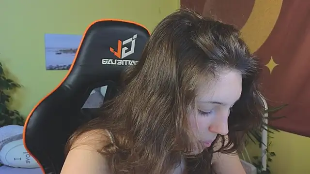 cherry lea online show from February 6, 6:02 pm