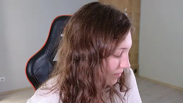 cherry lea online show from March 15, 5:41 pm