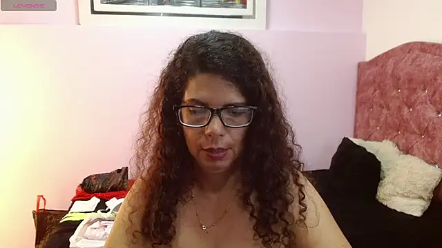 Snapshot of sila_bolum chatting on January 10, 10:36 pm sila bolum online show from January 10, 10:36 pm