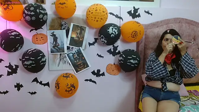 Snapshot of sila_bolum chatting on October 22, 5:02 pm sila bolum online show from October 22, 5:02 pm