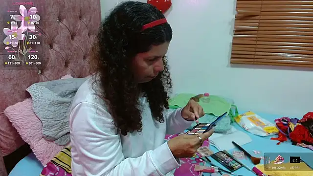 Snapshot of sila_bolum chatting on November 14, 6:39 pm sila bolum online show from November 14, 6:39 pm