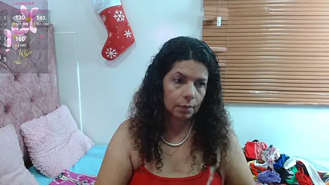 Snapshot of sila_bolum chatting on November 15, 1:29 pm sila bolum online show from November 15, 1:29 pm