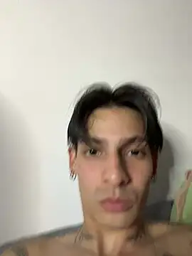 Snapshot of Apolo_Hidalgo01 chatting on January 9, 9:37 pm Apolo Hidalgo01 online show from January 9, 9:37 pm