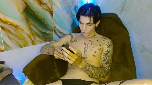 Snapshot of Apolo_Hidalgo01 chatting on September 10, 7:36 pm Apolo Hidalgo01 online show from September 10, 7:36 pm