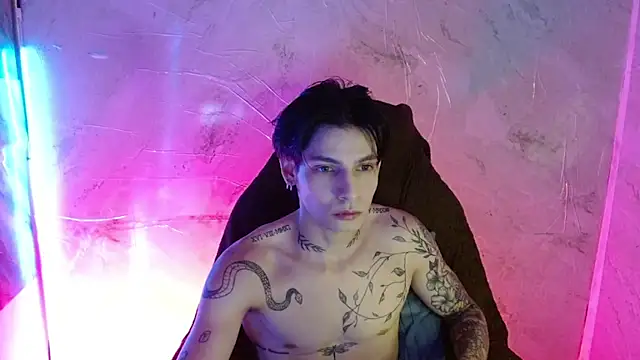 Snapshot of Apolo_Hidalgo01 chatting on September 11, 6:52 pm Apolo Hidalgo01 online show from September 11, 6:52 pm