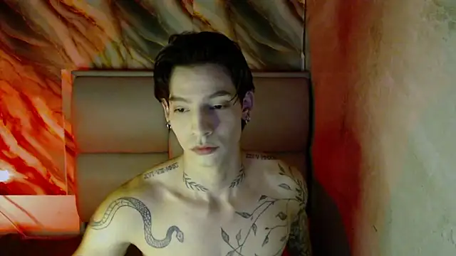 Snapshot of Apolo_Hidalgo01 chatting on September 28, 6:02 pm Apolo Hidalgo01 online show from September 28, 6:02 pm