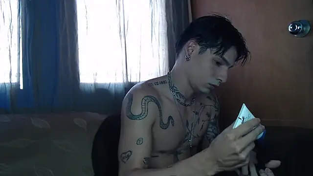 Apolo Hidalgo01 online show from February 4, 7:53 pm