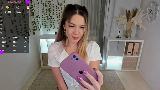 sweetty ashley online show from December 7, 11:01 pm