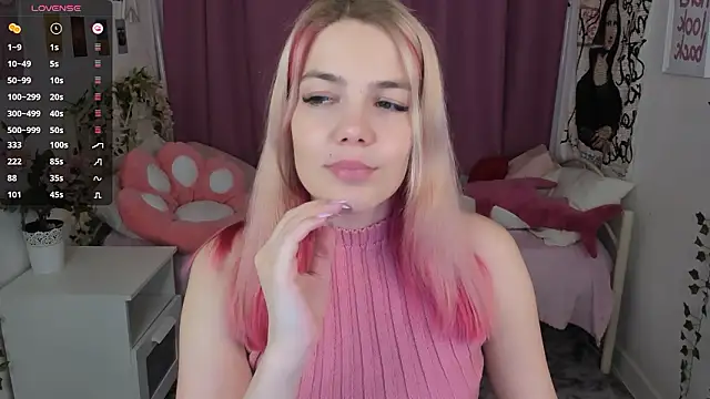 sweetty ashley online show from March 16, 6:45 pm