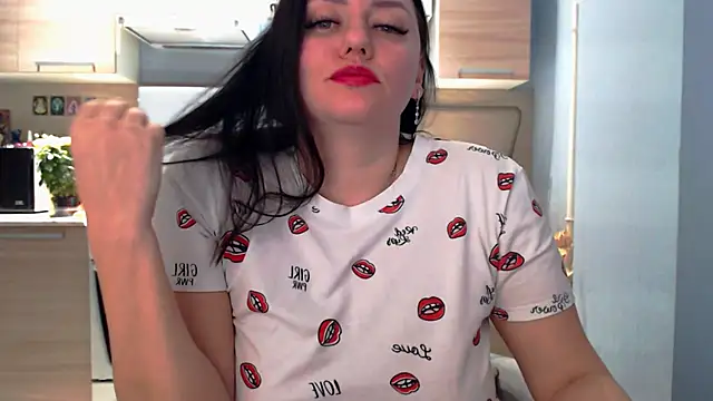 Snapshot of Sophy__soft chatting on February 25, 6:42 pm Sophy soft online show from February 25, 6:42 pm