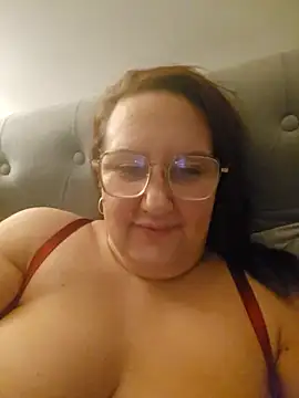 Snapshot of Bekahblows chatting on November 3, 5:20 am Bekahblows online show from November 3, 5:20 am