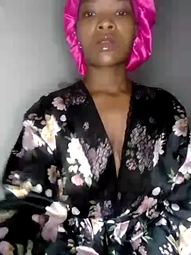 NunuBerry16 online show from March 20, 9:35 pm