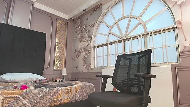 Snapshot of mature_bigass__ chatting on December 5, 12:03 pm mature bigass online show from December 5, 12:03 pm