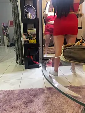 Snapshot of diablonegro69 chatting on February 4, 7:03 am diablonegro69 online show from February 4, 7:03 am