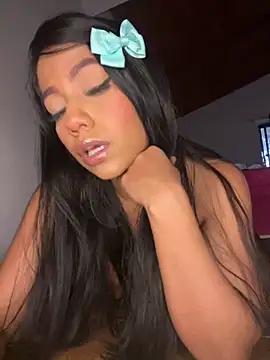 Snapshot of shaylin_brooke1 chatting on November 16, 9:20 pm shaylin brooke1 online show from November 16, 9:20 pm