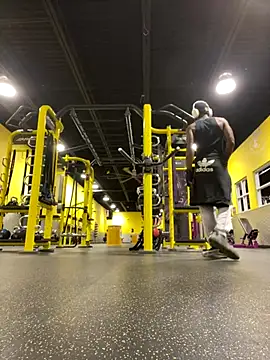 Snapshot of prettyrichie chatting on November 3, 2:02 am prettyrichie online show from November 3, 2:02 am