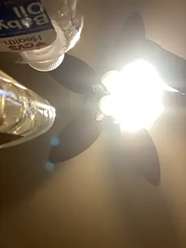 Snapshot of prettyrichie chatting on November 13, 10:25 am prettyrichie online show from November 13, 10:25 am