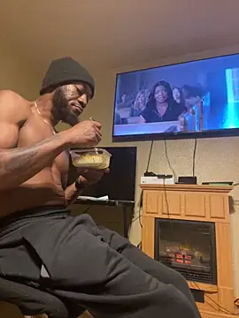 Snapshot of prettyrichie chatting on November 14, 3:16 am prettyrichie online show from November 14, 3:16 am