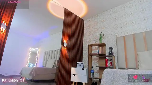 Daphnne tay online show from September 20, 3:18 am