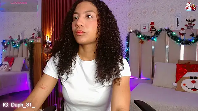 Daphnne tay online show from December 3, 3:36 am