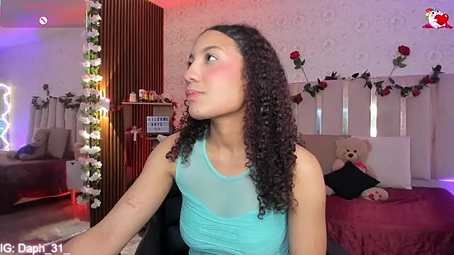 Daphnne tay online show from March 11, 3:23 am