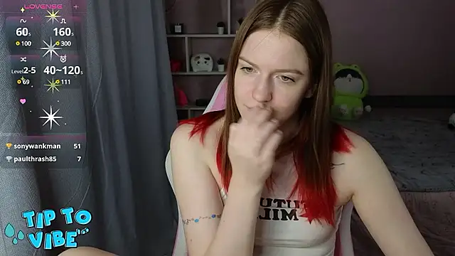 CassieJuice69 online show from December 7, 8:49 pm