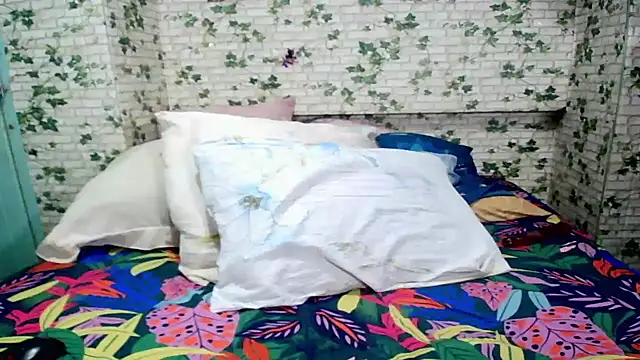 Indian candyXX online show from February 10, 6:23 pm