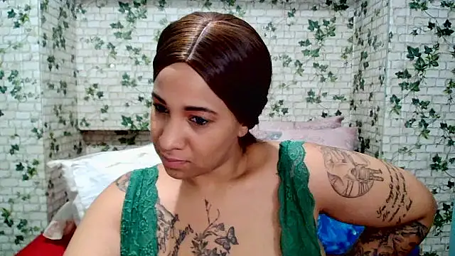 Indian candyXX online show from February 16, 7:43 pm