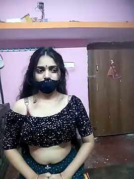 Cute-Simmi online show from January 1, 3:46 pm