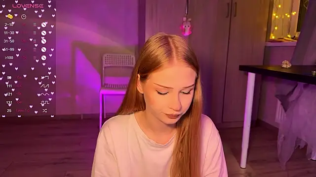 lisa barbie online show from February 13, 6:37 pm