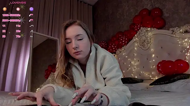 Jessie Roy online show from February 15, 11:58 pm